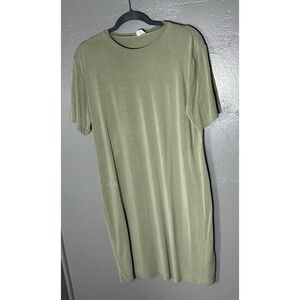 Basic By  PRIV Sage Green T-shirt Dress Size L Modal Blend Short Sleeve Classic